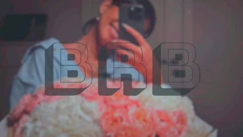 Mia online show from January 31, 7:50 am