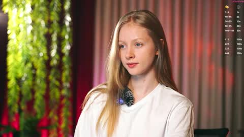 Mia online show from January 19, 3:08 pm