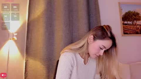 Mia White  online show from October 1, 1:16 pm