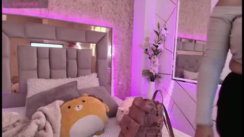 miaa_smiith1 online show from January 14, 11:42 am