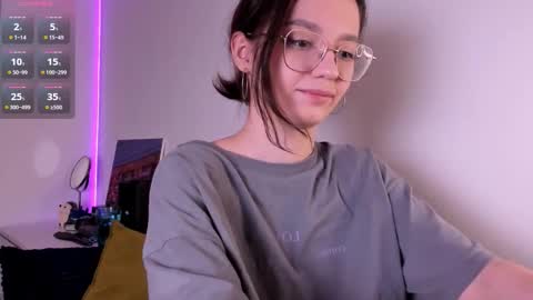 mia online show from February 8, 2:59 am