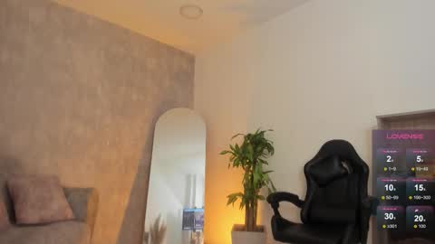 Snapshot of miacoopersx chatting on October 1, 12:43 pm miacooper online show from October 1, 12:43 pm