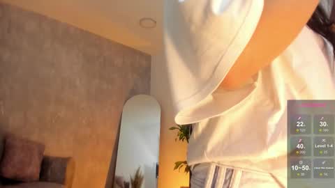 Snapshot of miacoopersx chatting on October 6, 12:22 pm miacooper online show from October 6, 12:22 pm