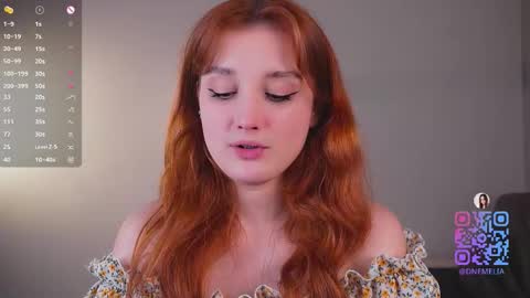 Mia online show from December 18, 1:27 pm