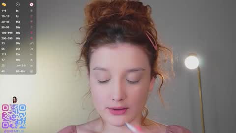 Mia online show from January 13, 1:37 pm