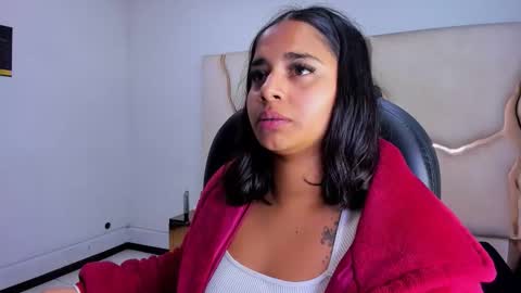 miahsex69 online show from December 5, 5:18 am