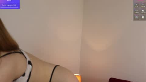 miamoon123 online show from May 12, 2:46 pm
