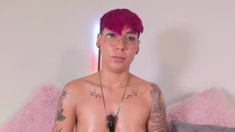 Mia Morgann online show from November 20, 5:47 pm