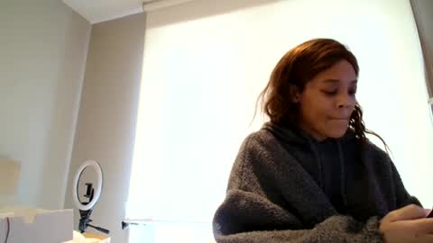 MiaMuffn online show from December 21, 4:46 pm