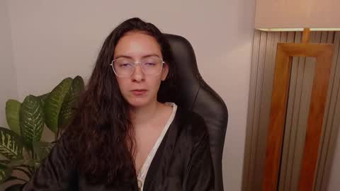 MIAPORTMANN online show from February 16, 10:15 am