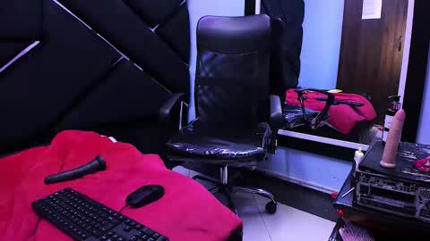 MiaRouse online show from March 13, 3:52 am