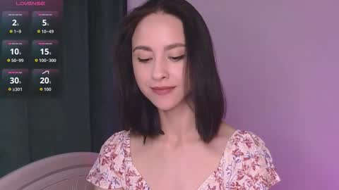 Snapshot of miasweetashoney chatting on October 3, 7:46 am Mia online show from October 3, 7:46 am