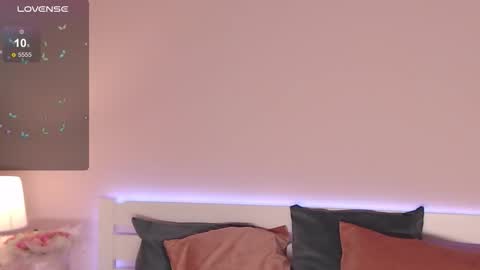 Sofia online show from November 8, 2:55 pm