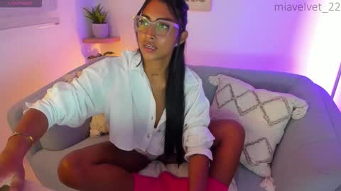 Mia Velvet  online show from January 15, 5:24 am