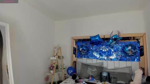 Snapshot of miavillalobos_ chatting on February 10, 4:14 pm Mia Villalobos online show from February 10, 4:14 pm