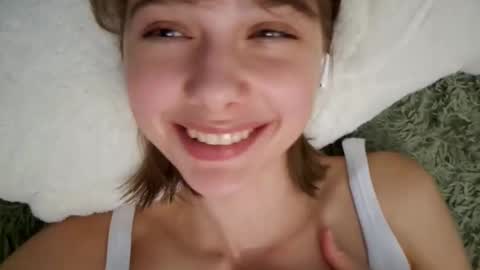 Luna online show from October 10, 6:02 pm