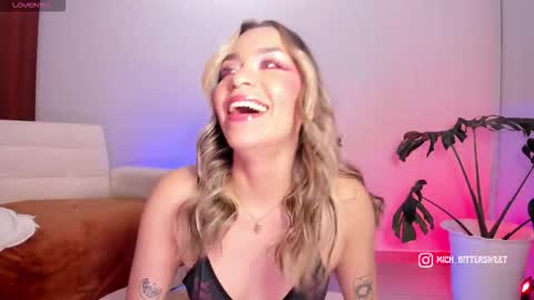         online show from December 3, 12:13 am