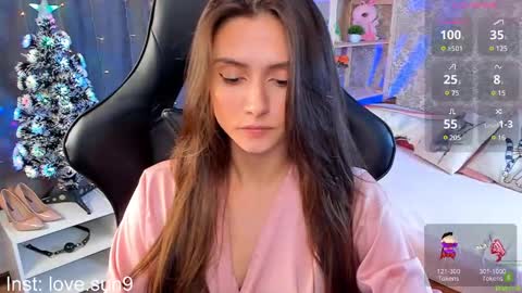 Snapshot of michel_momsen chatting on December 15, 12:17 pm Michel online show from December 15, 12:17 pm