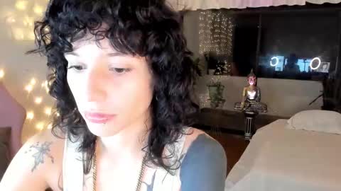 Snapshot of michelleastro chatting on October 12, 4:48 am Michelle Ramirez online show from October 12, 4:48 am