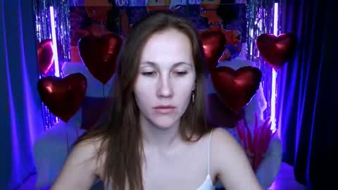 Snapshot of michelleortis chatting on February 19, 3:27 pm MichelleOrtis online show from February 19, 3:27 pm