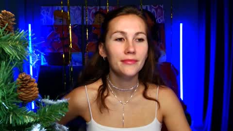 Snapshot of michelleortis chatting on December 25, 1:30 pm MichelleOrtis online show from December 25, 1:30 pm