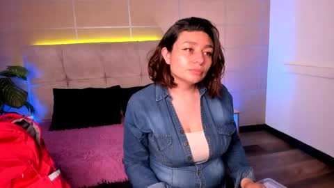 michonne_09 online show from April 19, 3:17 am