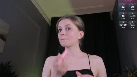 Micky online show from April 22, 6:38 pm