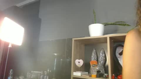 mickystrumia online show from November 19, 1:49 am