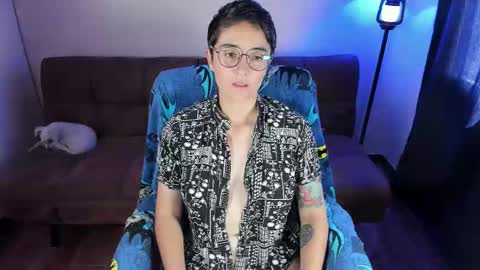 Blue online show from January 19, 3:19 pm