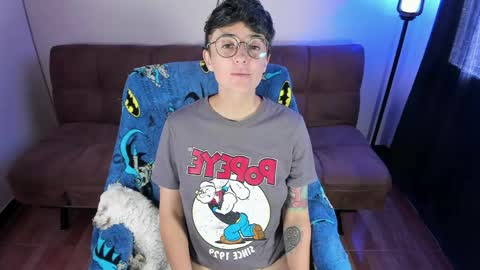 Blue online show from June 4, 3:38 pm