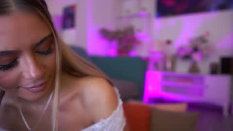 Alice online show from February 1, 7:23 pm