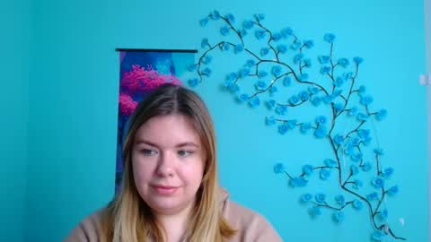 Mariana online show from November 15, 12:39 pm