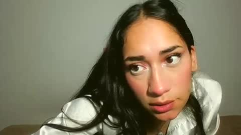 Snapshot of miia__strog chatting on October 17, 9:18 pm Mmia strog online show from October 17, 9:18 pm