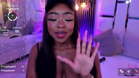 Miia Schwarz  online show from October 29, 12:59 am