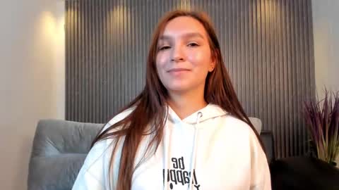 Snapshot of miia_taylors chatting on March 3, 12:20 pm Miia 3 online show from March 3, 12:20 pm