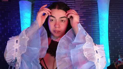 Ma -  online show from December 18, 9:29 pm