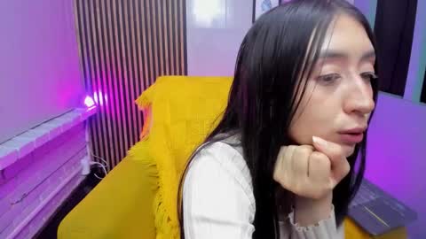 miilu  online show from October 15, 4:04 am