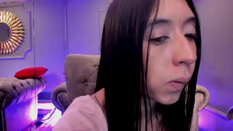 miilu  online show from December 27, 4:04 am