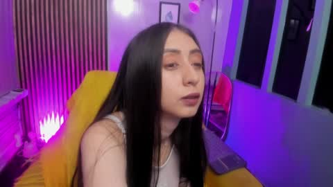 miilu  online show from April 2, 3:37 am