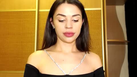 Mika online show from February 5, 1:22 pm