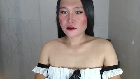 Hi im Avah online show from March 24, 5:02 am