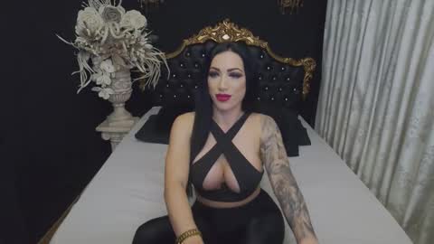 Mikaela online show from November 20, 5:19 am