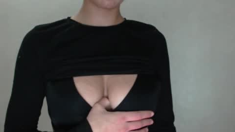 SORAYA online show from March 12, 11:01 pm