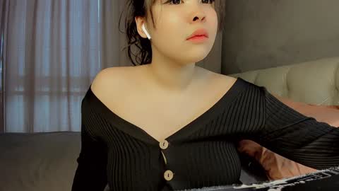 Snapshot of mikasssu chatting on December 8, 8:41 am mikasssu online show from December 8, 8:41 am