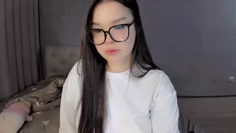 Snapshot of mikasssu chatting on February 4, 11:27 am mikasssu online show from February 4, 11:27 am