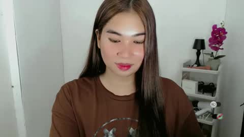 Kyla online show from January 19, 7:04 am