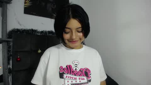 Mikoto Urb online show from December 17, 7:15 pm