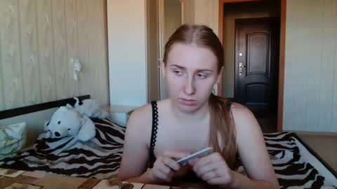 Snapshot of miku_sanders2 chatting on October 19, 11:56 am miku_sanders2 online show from October 19, 11:56 am