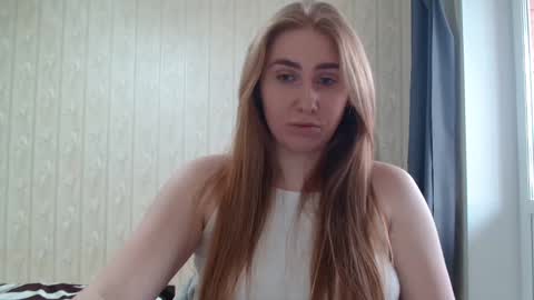 Snapshot of miku_sanders2 chatting on February 18, 10:27 am miku_sanders2 online show from February 18, 10:27 am