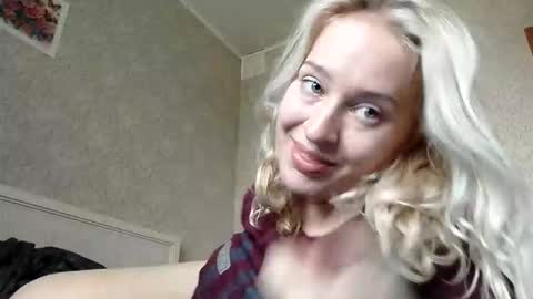 Mila 420 online show from May 26, 7:18 am